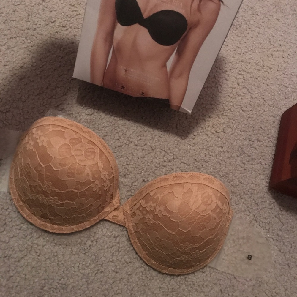 NWT, sticky / strapless bra from aerie